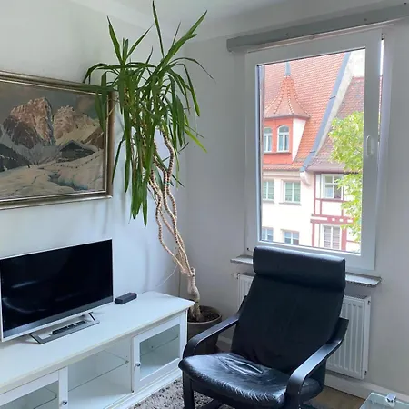 Apartment Wohnen In Renoviertem 500 Jahre Alten Haus In *